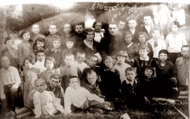 Yakov Driz's Jewish school