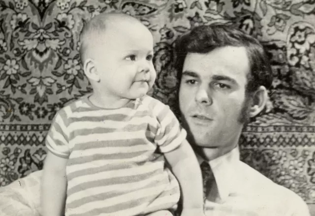 Velkei Kálmán a fiával, Eduárddal