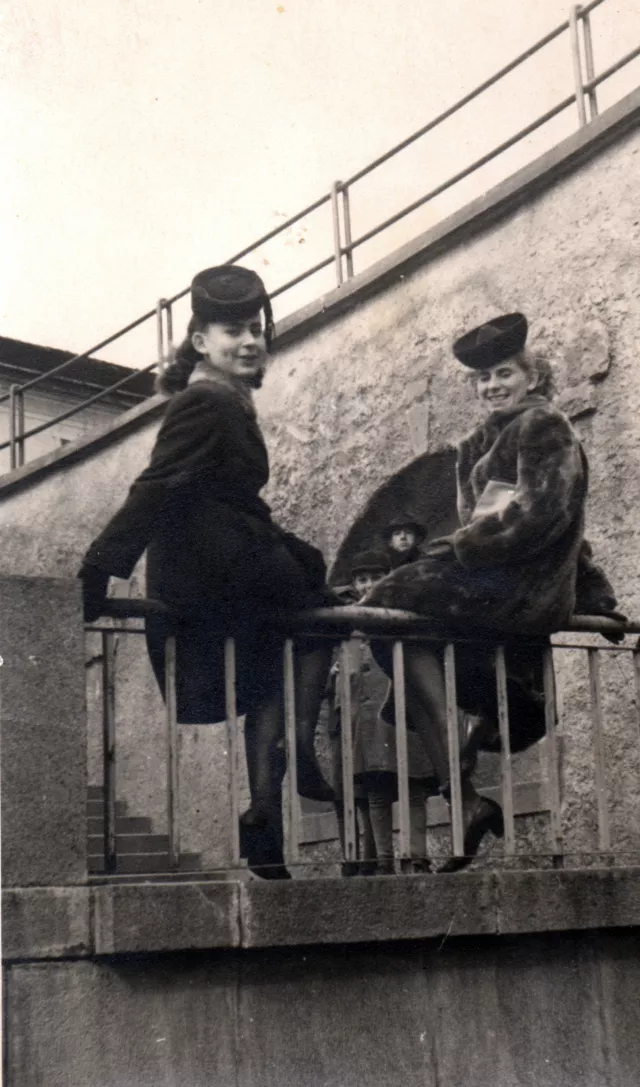 Malvina Friedmannova and her friend Blanka Dvorska