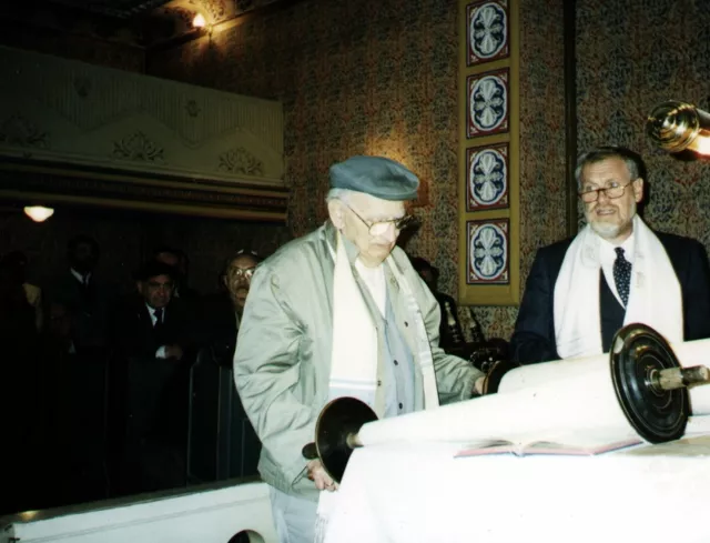 Ljudevit Blumenberg in the synagogue on Rosh Hashanah