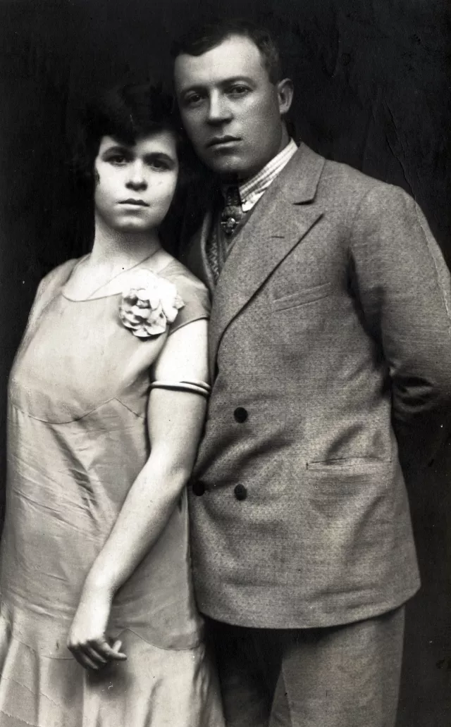 Shimon and Sarina Gershon