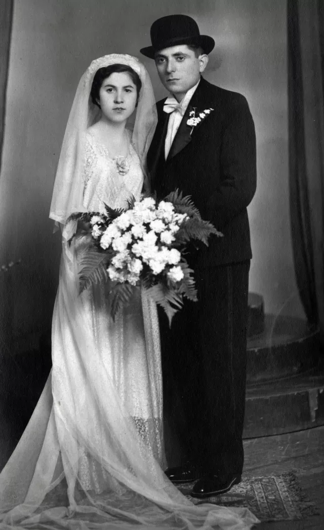 The wedding photo of Shmuel and Kler Kalef