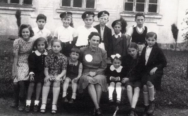 Haim Gershon and classmates