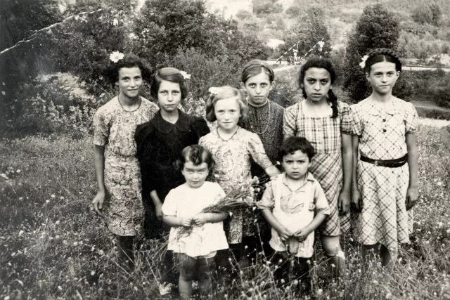 Raina Blumenfeld on holiday