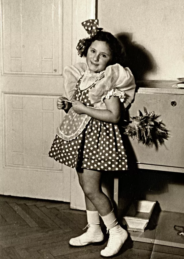 Kemény Andrásné kislánykorában