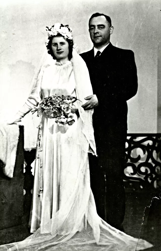 Weisz Márton és Mártonné esküvõi képe