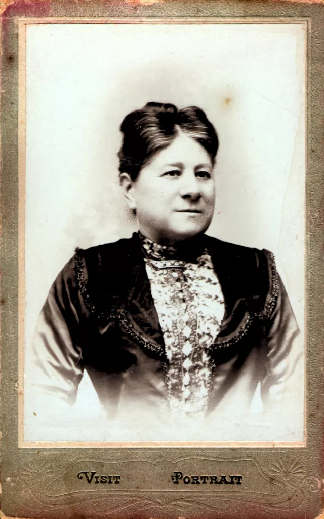 Laura Bato Laura Bato