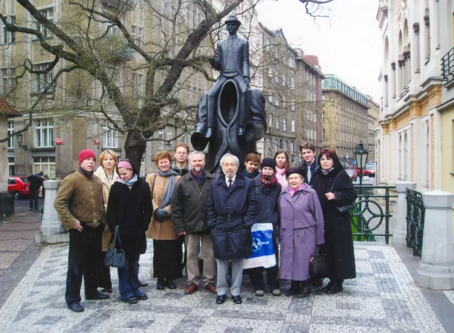 Asaf Auerbach and his family at a concert in honor of his brother Ruben