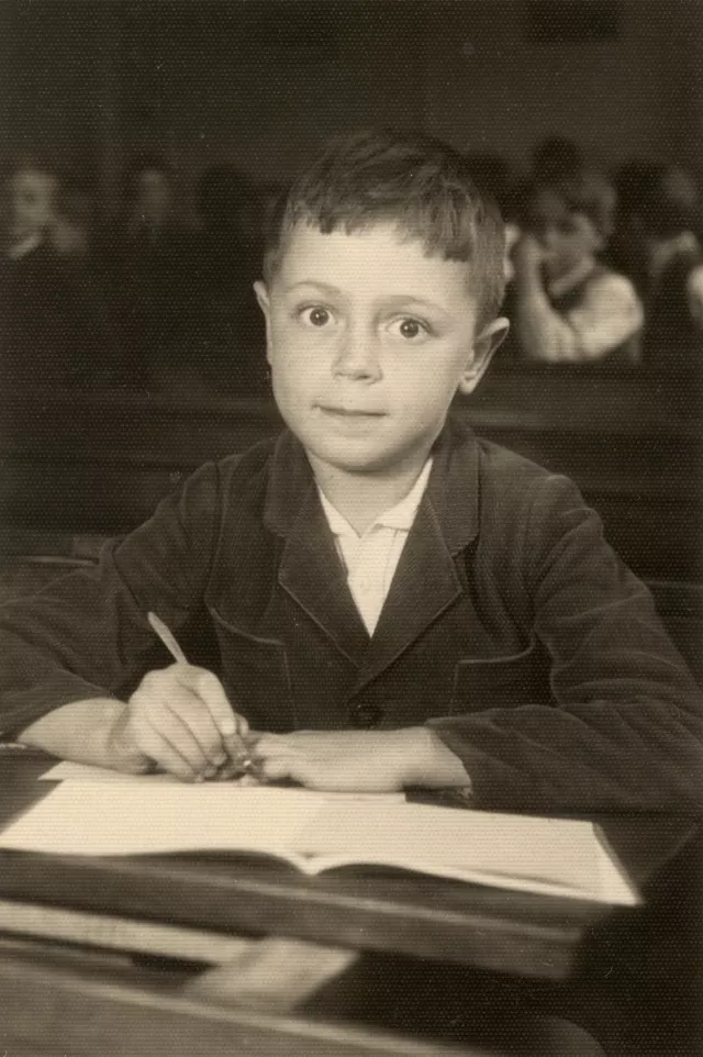 Asaf Auerbach at school