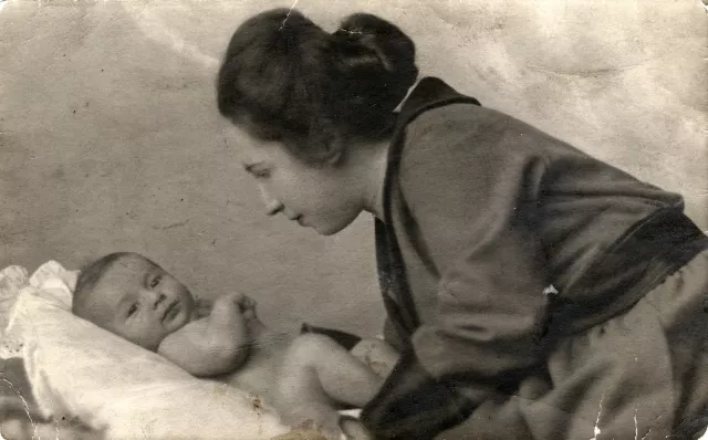 Alena Munkova's mother with one of her children