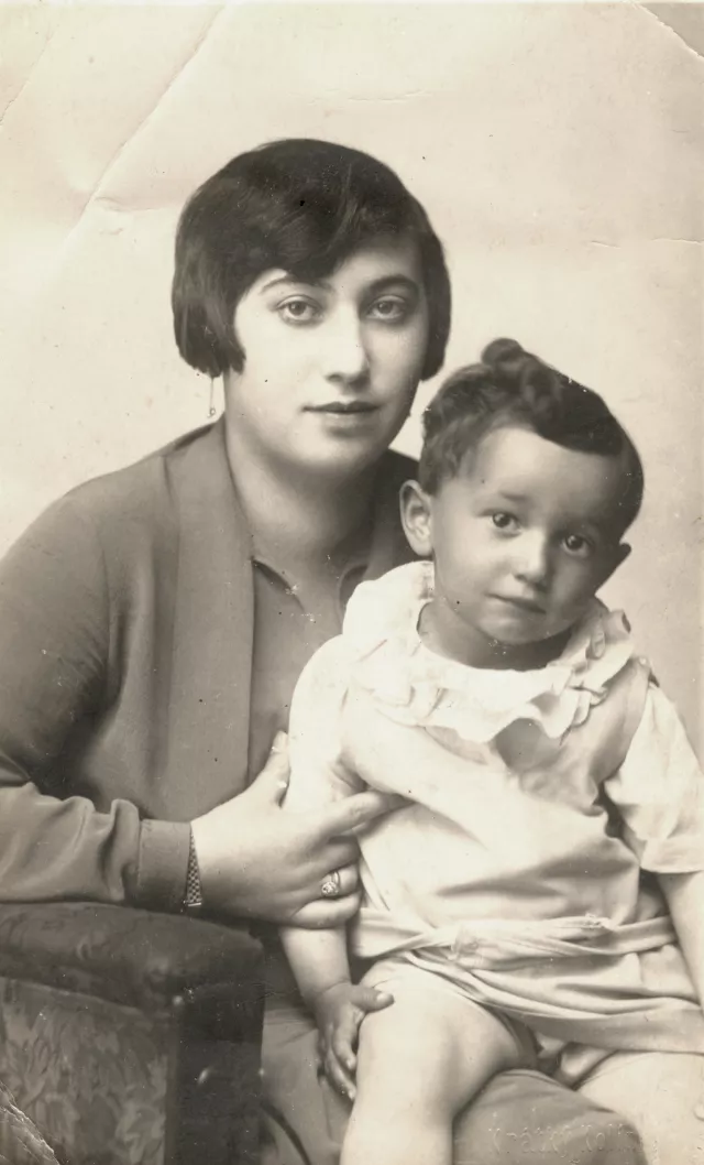 Anna Schwelbova with her son Zdenek