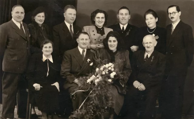 Agi Sofferova's wedding photo