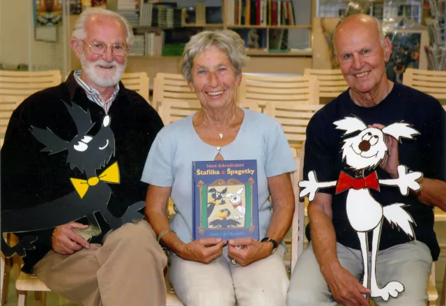 Jiri Munk with his wife Alena, the artist Zdenek Smetana, and Staflik and Spagetka