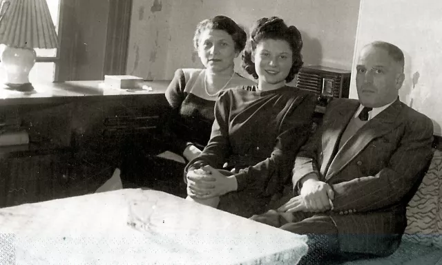 Kitty Peterson and her parents