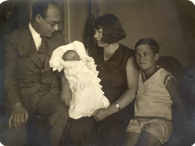 Martin Glas with his parents and brother