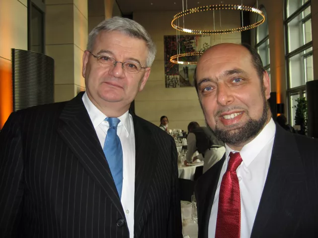 Tomas Kraus with Joschka Fischer Tomas Kraus with Joschka Fischer