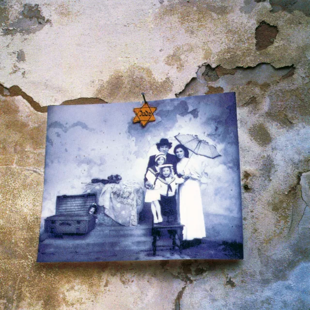 Allegory of Zuzana Minacova's childhood during wartime