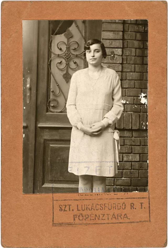 Szécsi Endréné Lukács uszodai bérlete