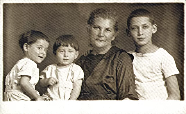 Weitzner Salamonné unokáival