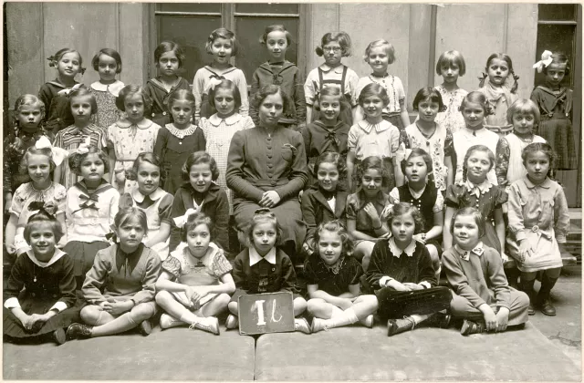 Haskó Györgyike elsõ elemis tablóképe