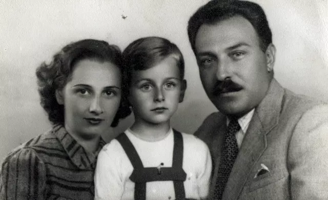 Kárpáti György a szüleivel Kárpáti György a szüleivel