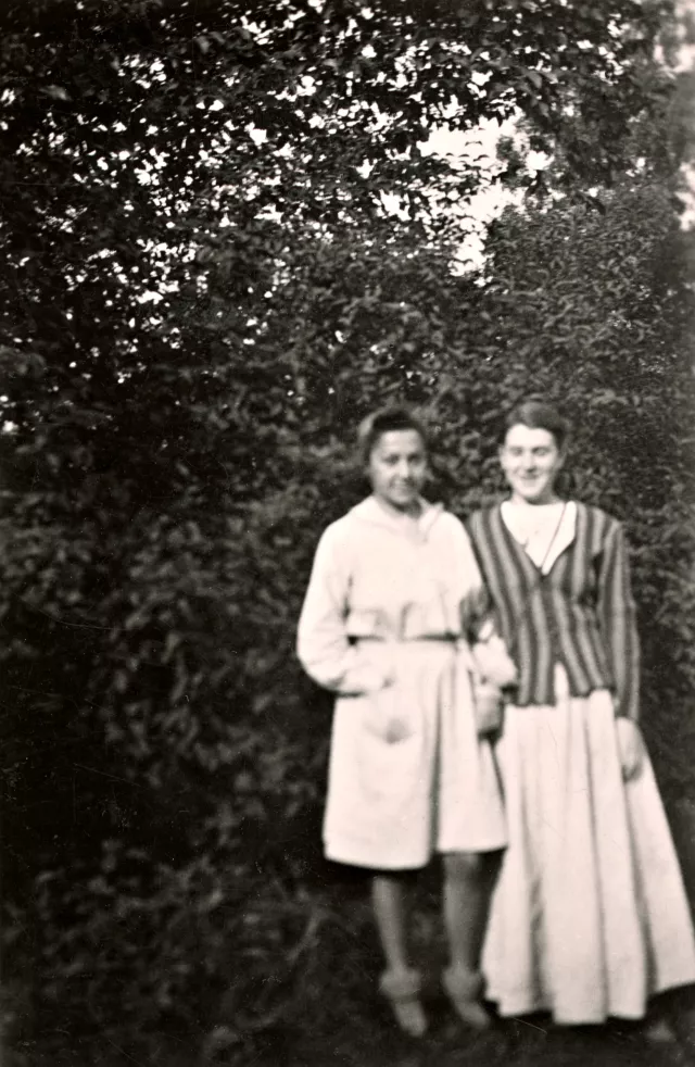 Révész Gáborné barátnõjével Svédországban Révész Gáborné barátnõjével Svédországban