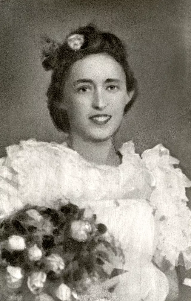 Hedvig Endrei as a bridesmaid