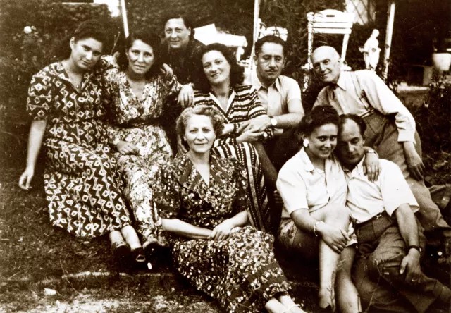 Jozsef and Erzsebet Barsony on an excursion with friends