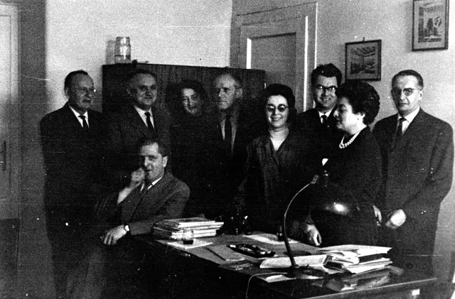 Vince Jánosné kollégáival