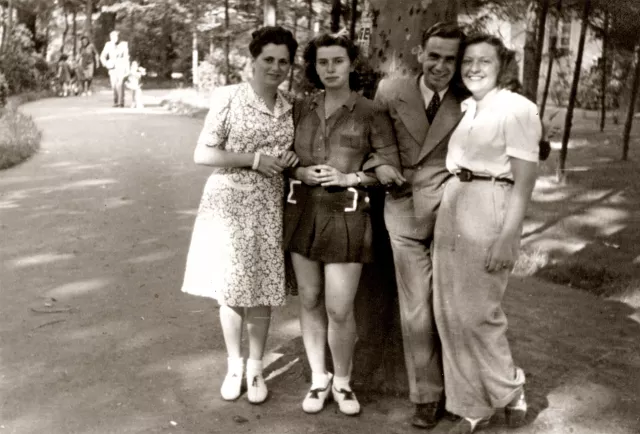 Gergely Katalin barátokkal