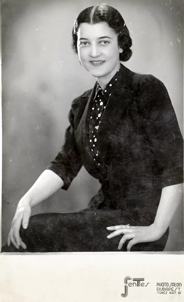 Serebrenik Kornélia