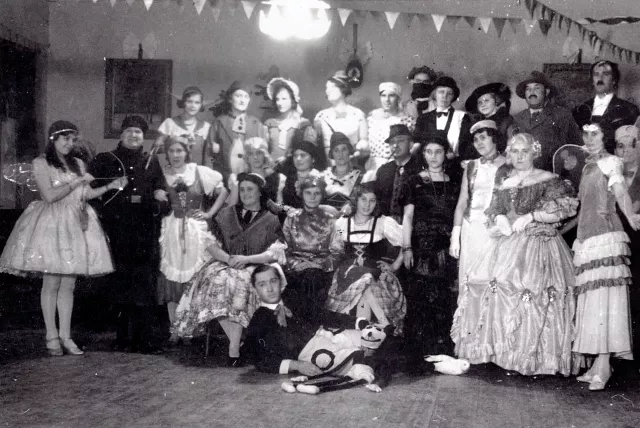 Jelmezbál Gyönkön