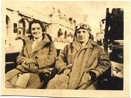 Hugo Schuller and his wife Clairette on a trip Hugo Schuller and his wife Clairette on a trip