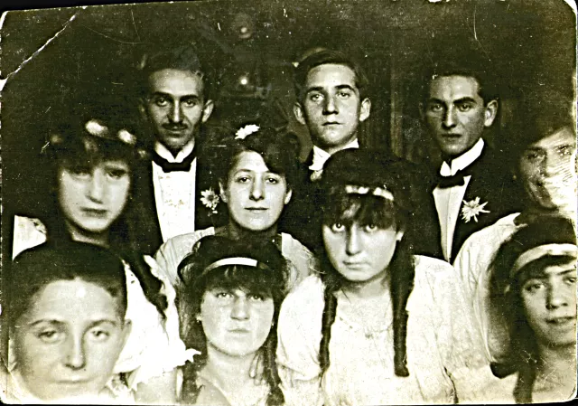 Relatives Relatives