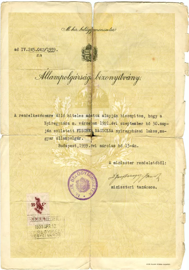 Magdolna Palmai's certificate of citizenship from 1939