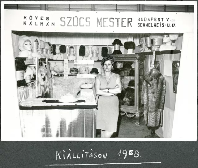 The stand of furrier Koves