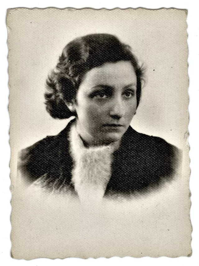 Perlrottné Unterricht Szabina