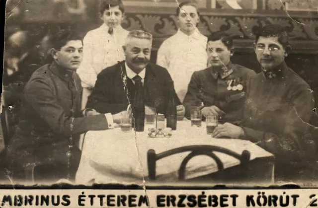 The Nussbaum brothers with their father, Heinrich Nussbaum The Nussbaum brothers with their father, Heinrich Nussbaum