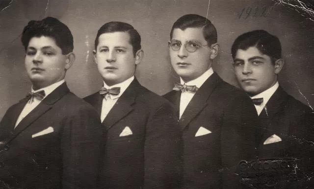 The Nussbaum brothers: Laszlo, Jeno, Jozsef, Sandor The Nussbaum brothers: Laszlo, Jeno, Jozsef, Sandor