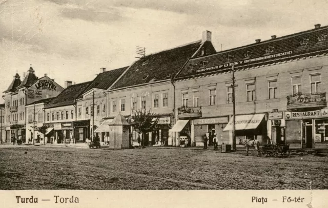 Postcard of Turda featuring Moric Weinberger's house Postcard of Turda featuring Moric Weinberger's house