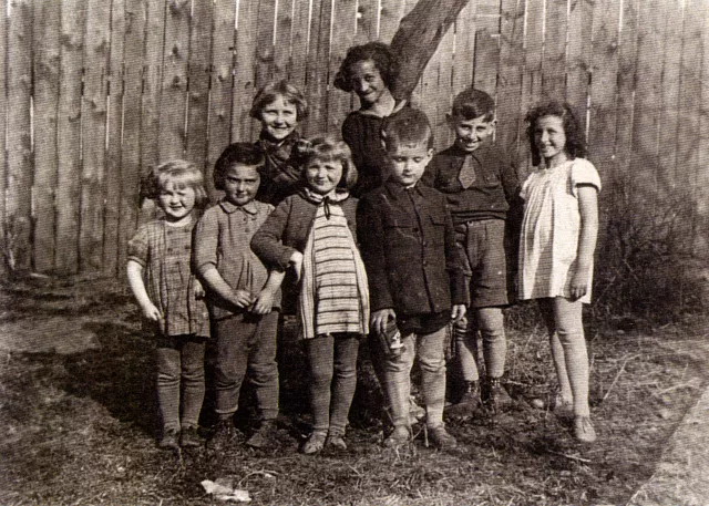 Estera Migdalska's cousins