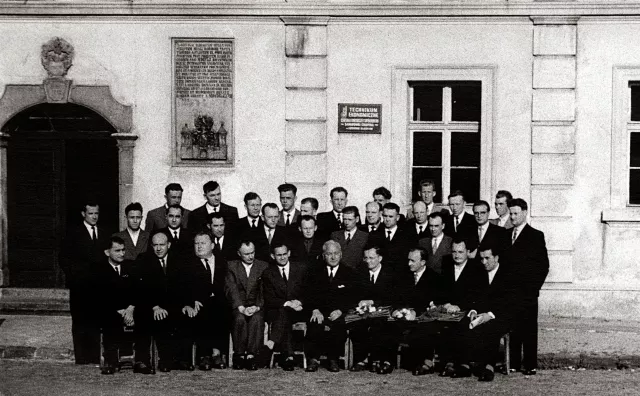 Leon Glazer's high school graduation photo
