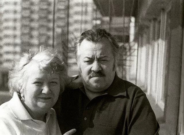 Leon Solowiejczyk with his first wife Janina Solowiejczyk Leon Solowiejczyk with his first wife Janina Solowiejczyk