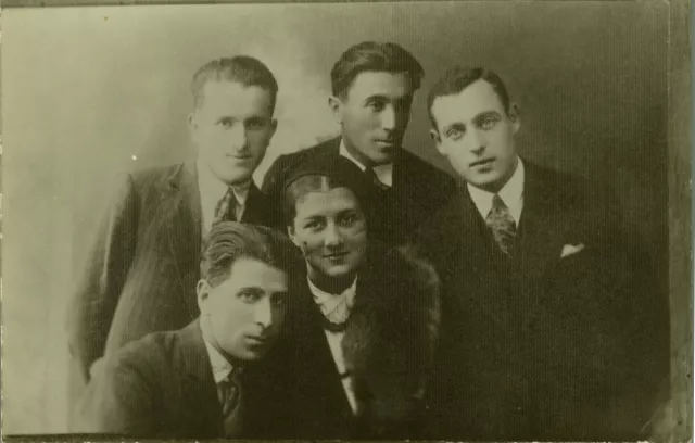 Regina Fryde with friends Regina Fryde with friends