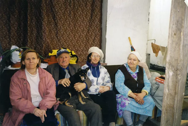 Mieczyslaw Najman with his wife Krystyna and daughters Sabina and Daisa