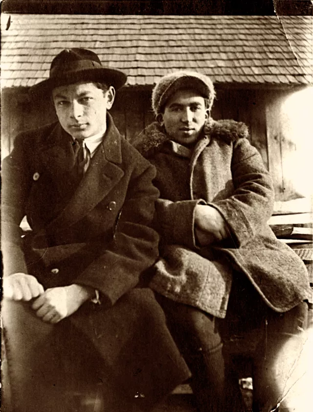 Szalom Luksemburg and Mr. Fuks
