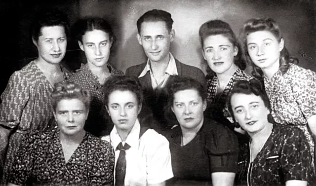 Mieczyslaw Weinryb with colleagues