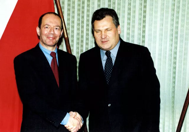 Jerzy Silberring with Aleksander Kwasniewski, President of Poland Jerzy Silberring with Aleksander Kwasniewski, President of Poland