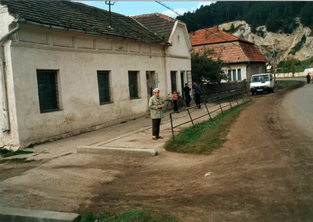 Magda Fazekas in front of the former family house