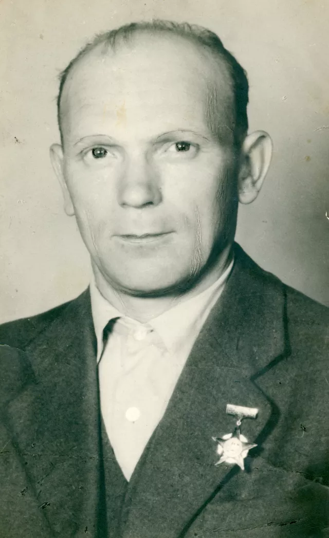 Kovács Pál Sámuel élmunkás Kovács Pál Sámuel élmunkás